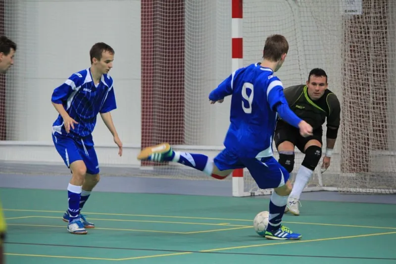 Piłka nożna - trening.jpg